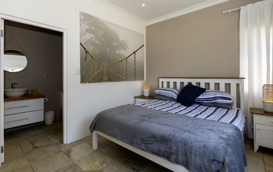5 Bedroom Property for Sale in West Beach Eastern Cape